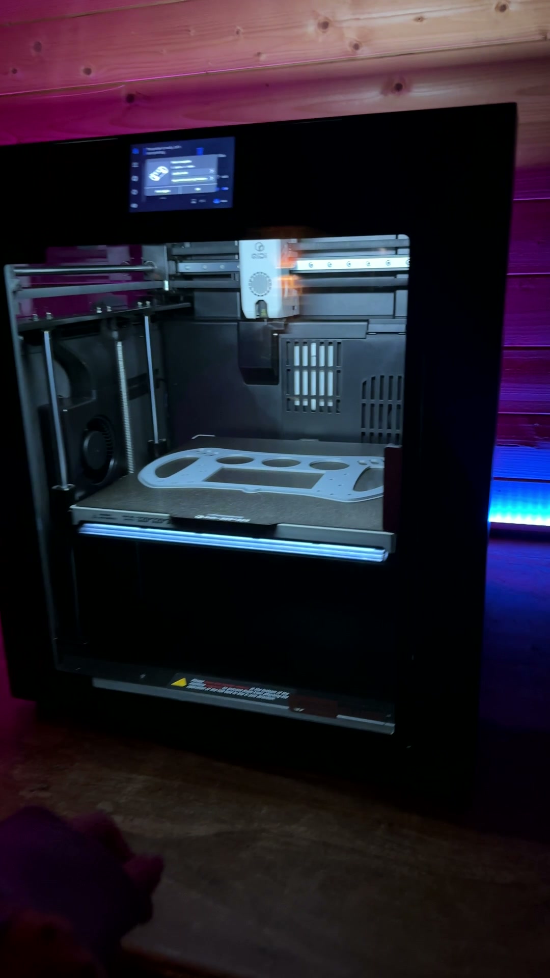 QIDI Plus 5 in the workshop video
